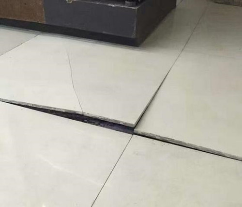 墙砖翘起来了(墙砖翘起来了怎么压平) 墙砖翘起来了(墙砖翘起来了怎么压平)