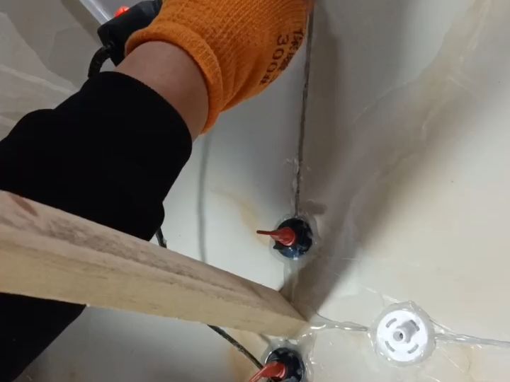 瓷砖地面空鼓怎么处理方法视频教程大全(瓷砖地面空鼓怎么处理方法视频教程大全图片) 瓷砖地面空鼓怎么处理方法视频教程大全(瓷砖地面空鼓怎么处理方法视频教程大全图片)